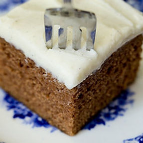 Easy-One-Bowl-Gingerbread-Cake-1-2.jpg