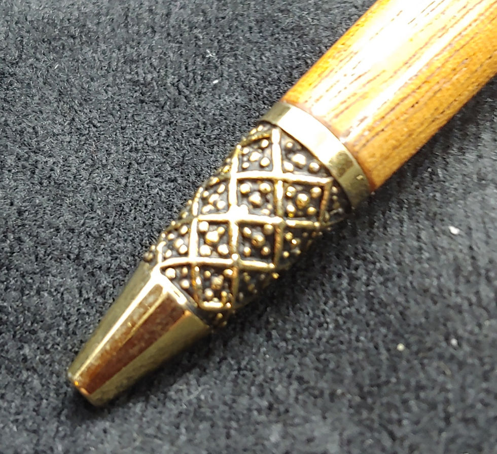 Miniature : Sculpted Ballpoint Criss-Cross