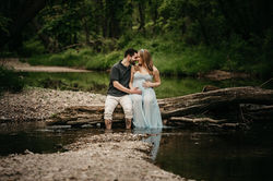 Bucks County maternity photographer, maternity photography near me, get maternity pictures taken