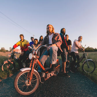 chanteur
Théophile musique
Pop française
Photographe 
Artiste
France
Ameline Vildaer
Shooting
Angers
Studio
Lights
Photographe 
événementiel
portrai
pochette EP
album