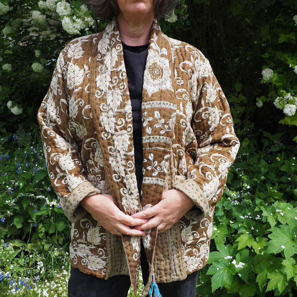 Veste Kantha, motifs brodés, saris recyclés