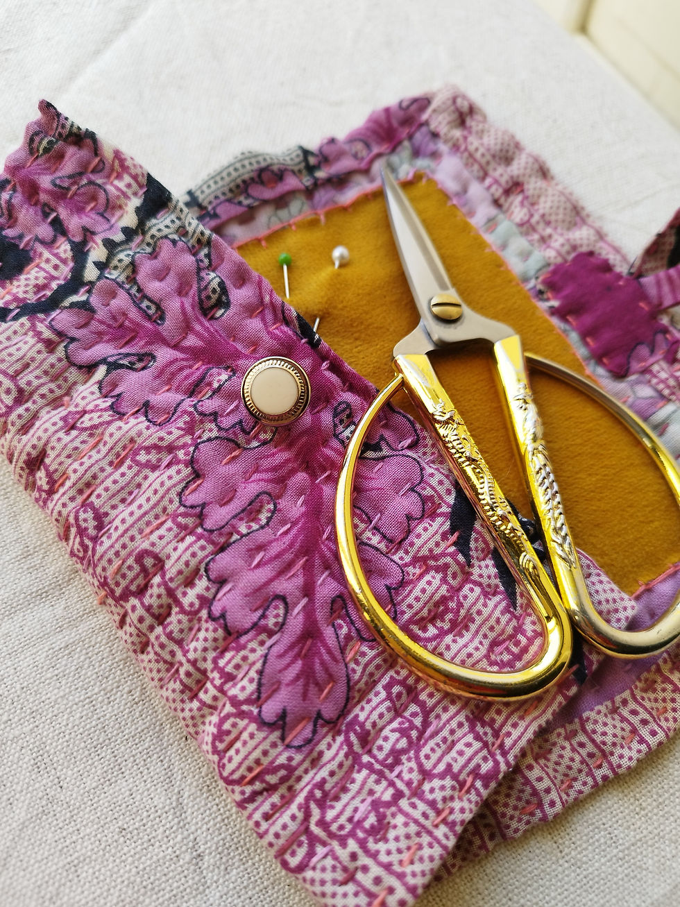 Miniature : Kit broderie Kantha – Pique-aiguilles à broder à la main