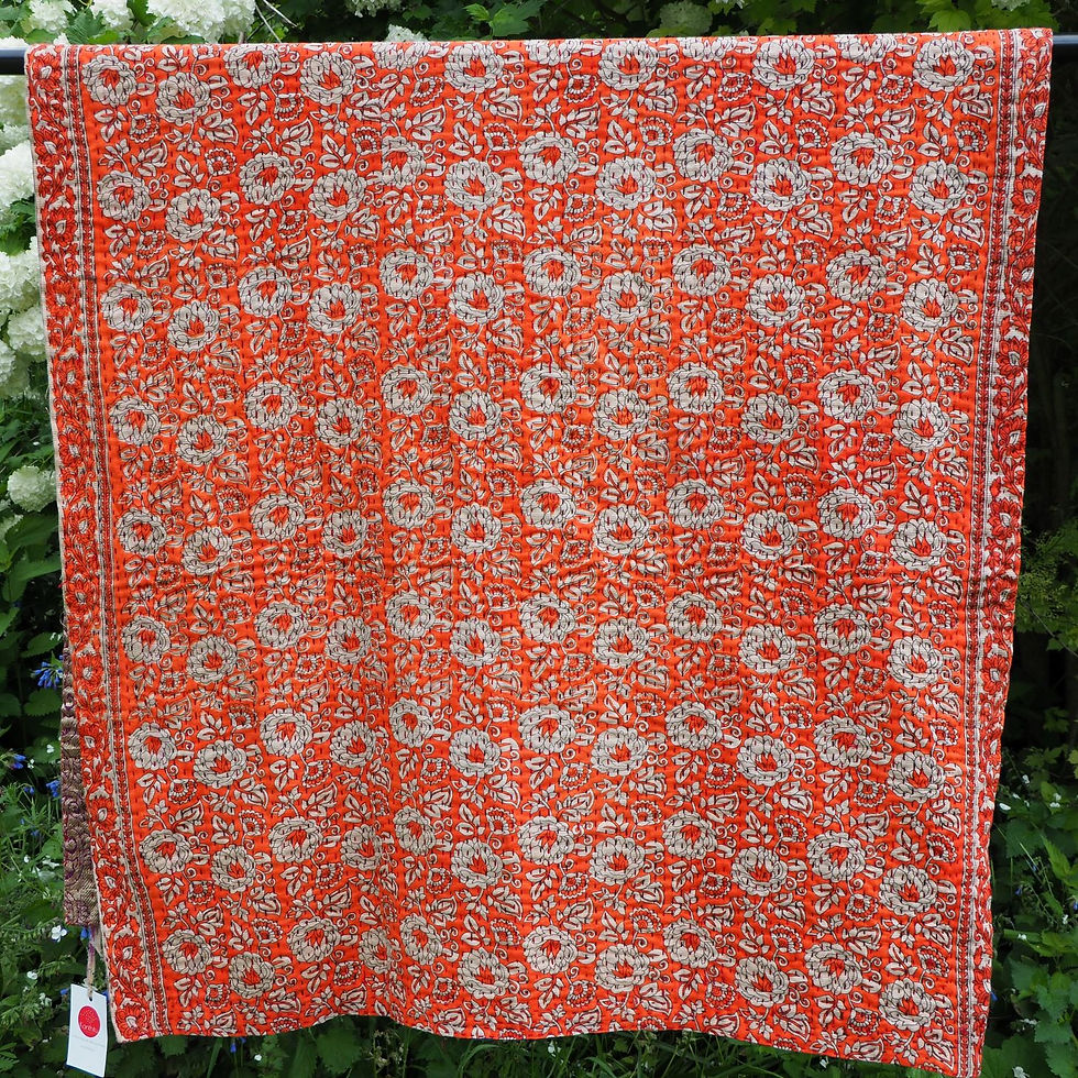 Couverture Kantha orange, motif floral, 95x200cm