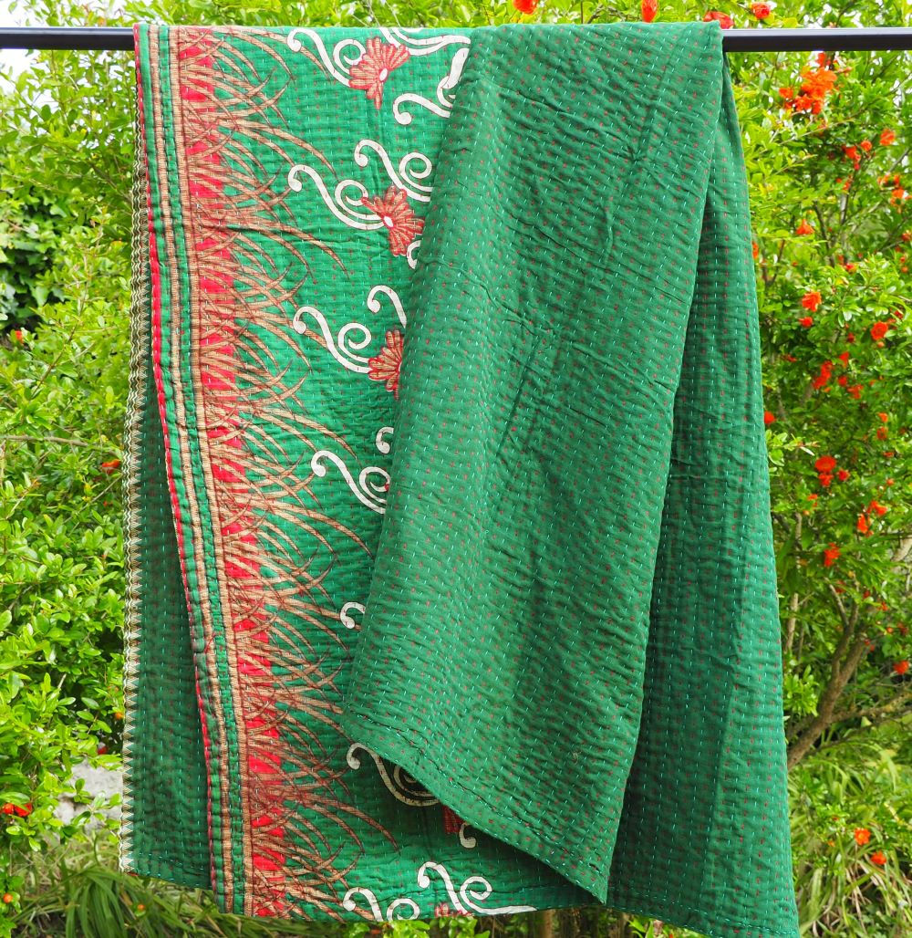 Plaid Kantha Puna – Pièce unique brodée main – 95 x 200 cm