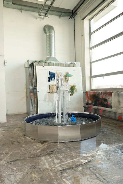Don't Move the Fountain - Photo 01.jpg