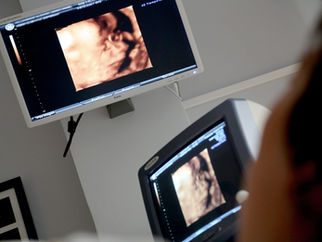 Dr. Chetna Jain: The Best Gynecologist in Gurgaon for Women's Health & Wellness