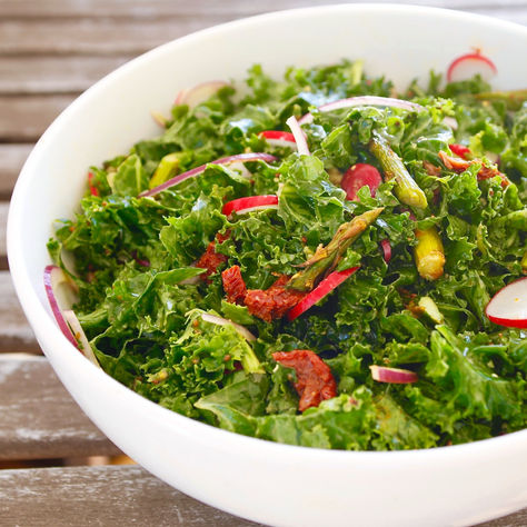 super duper kale salad
