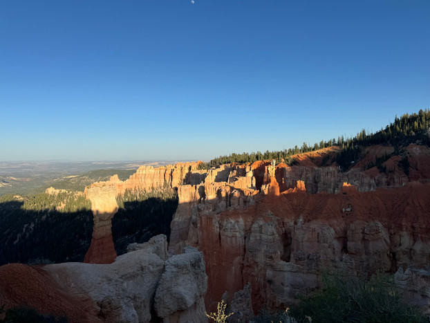 Agua Canyon Viewpoint - Bryce Canyon National Park