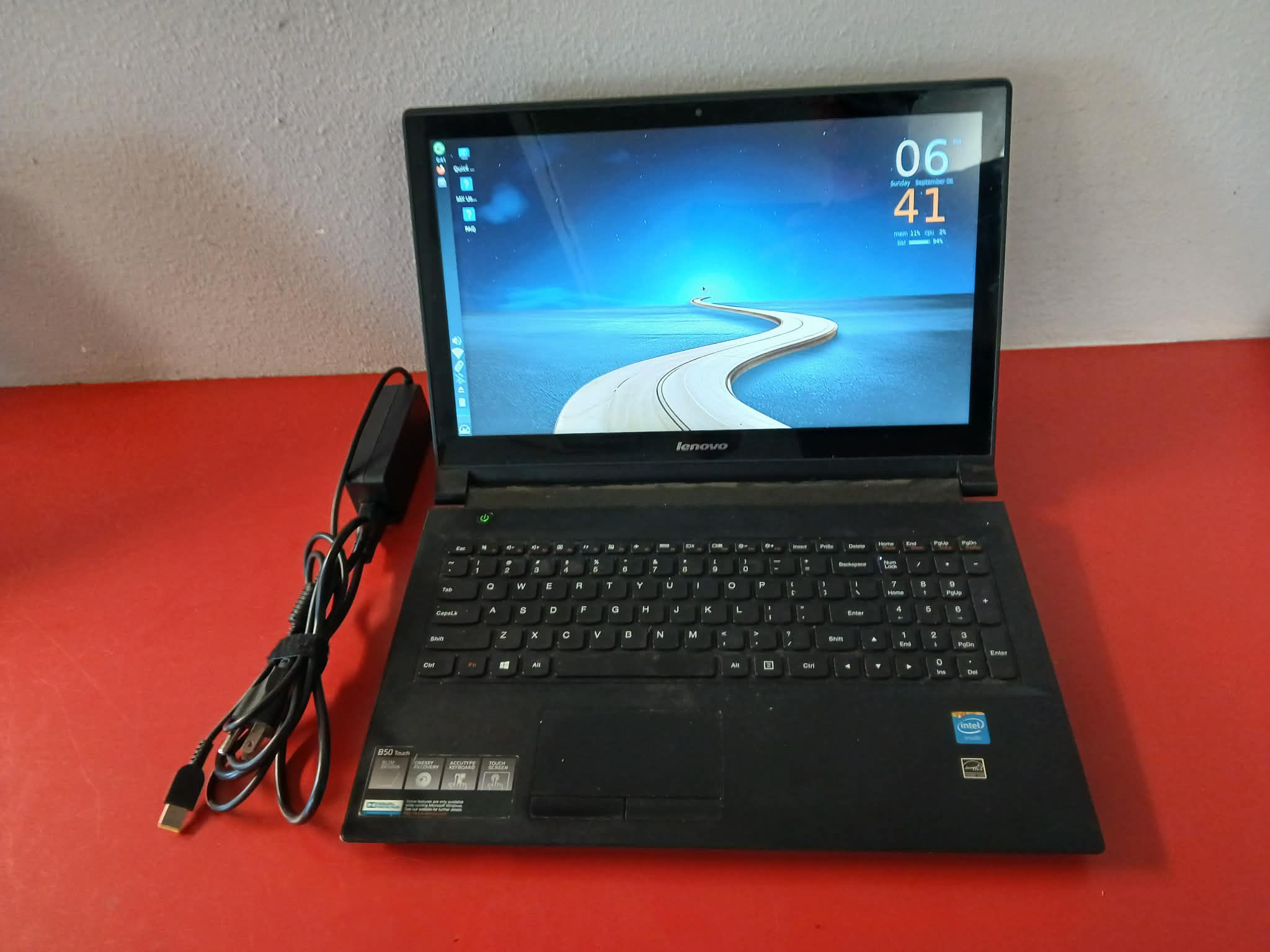 Lenovo Touch Screen Laptop Computer (USED)
