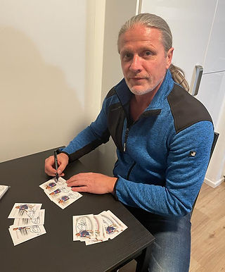 Unique Nostalgia | Futera