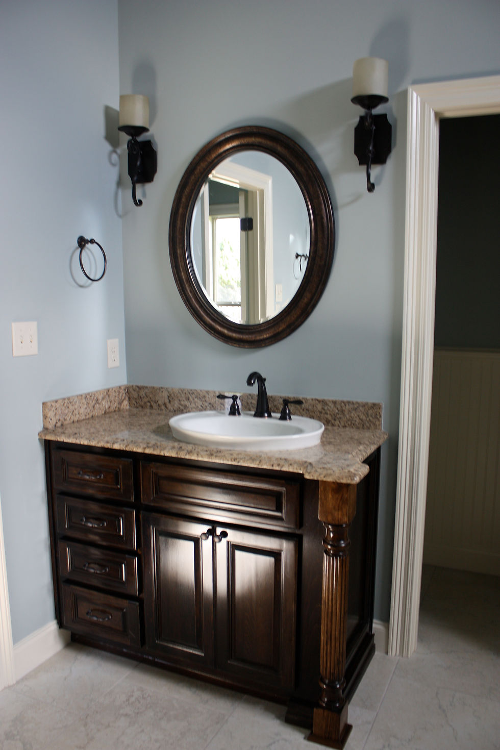 bathroom single vanity