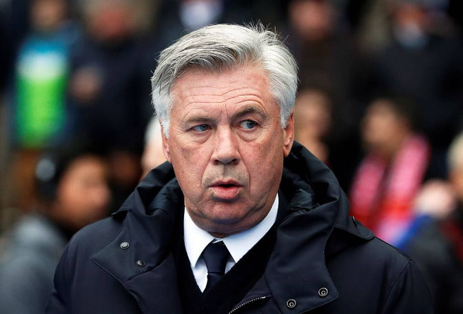 Carlo Ancelotti donate to a charity after the obscene signal toward a fan