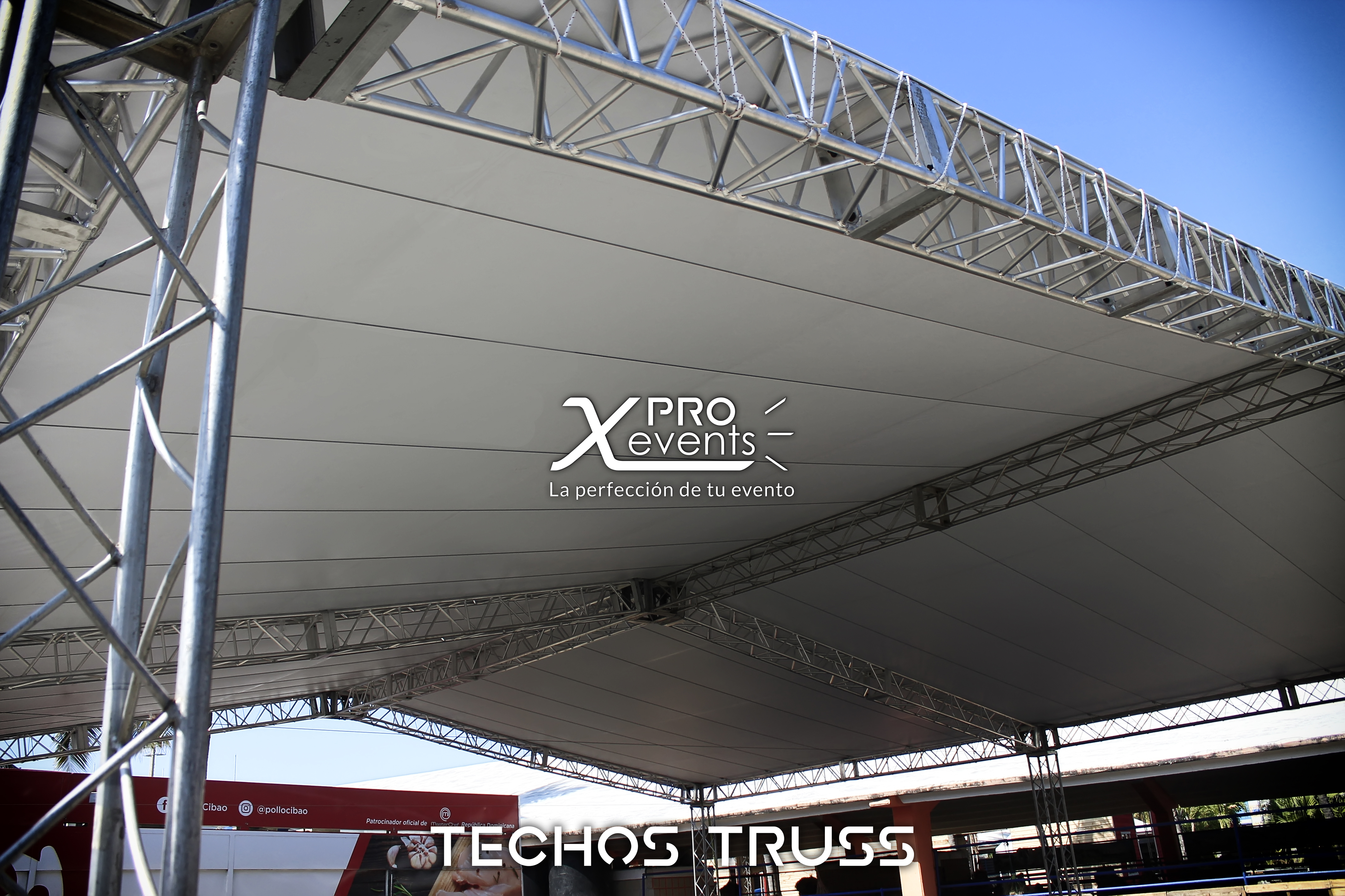 Techo truss en la Feria Ganadera - Pollo