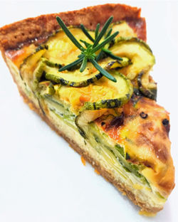 LA QUICHE ABOBRINHAS E QUEIJO GORGONZOLA.