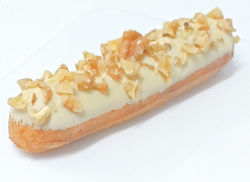 ÉCLAIRS VANILLE ET NOIX.