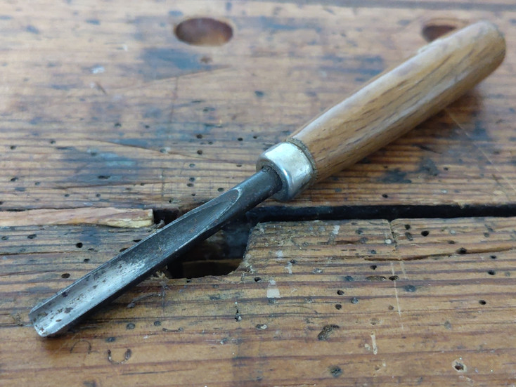 Gouge creuse 8mm - n°8