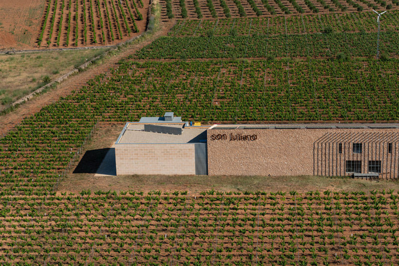 Bodega Son Juliana from above