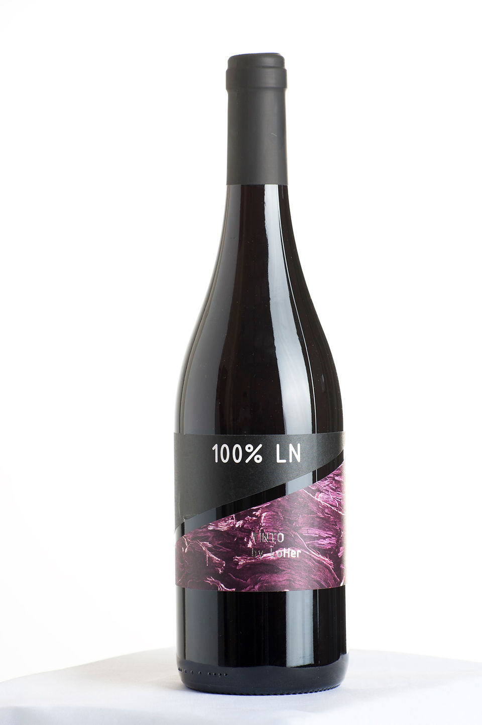 A bottle of LoHer 100% LN