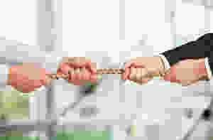 Conflito no laboratório