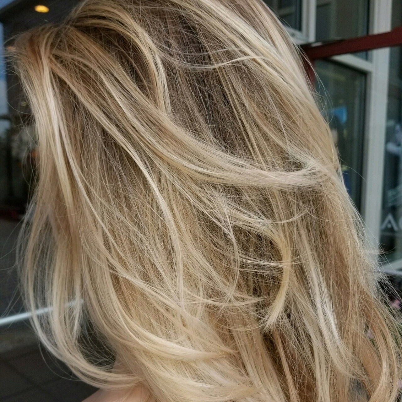 HAIR COLOUR STUDIO - STYLE 10486