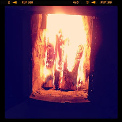 Pönttöuunissa tulet