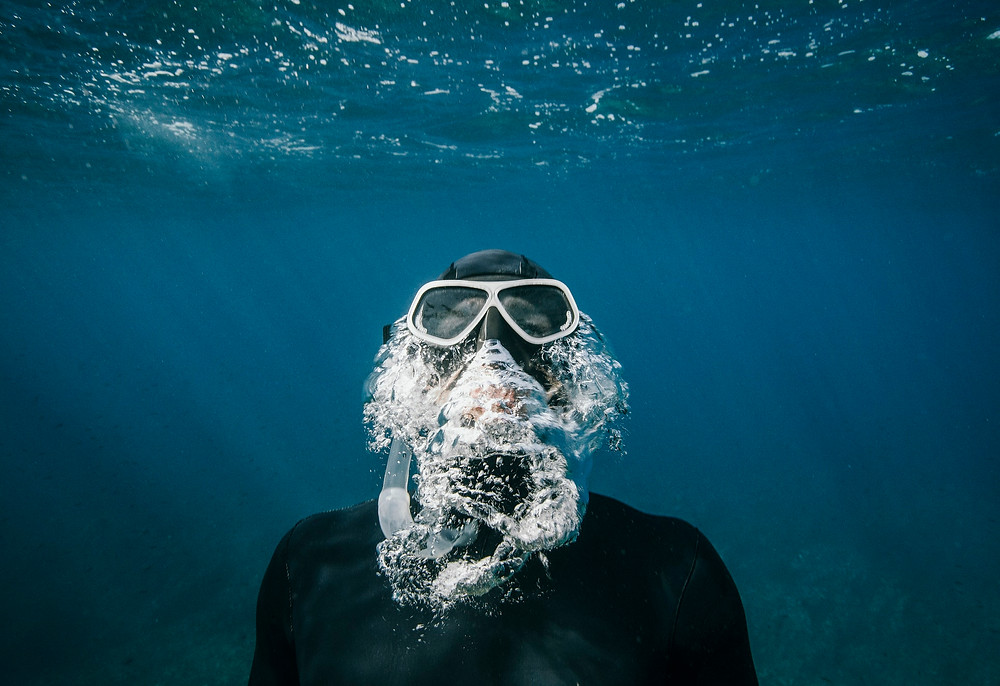 dive instructor in seychelles