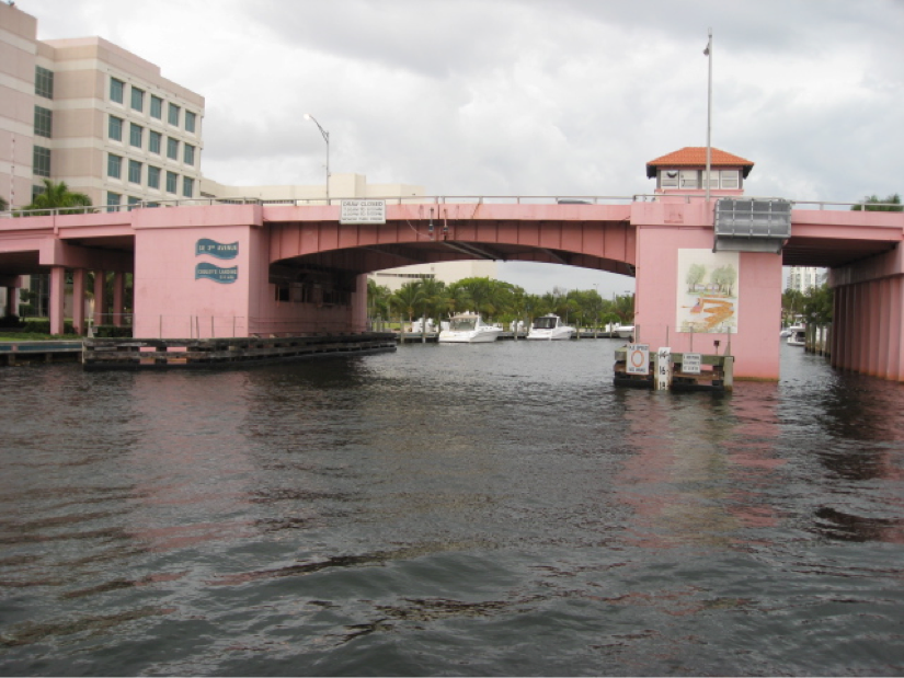 Navigating New River Fort Lauderdale