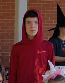 Mason Hilt