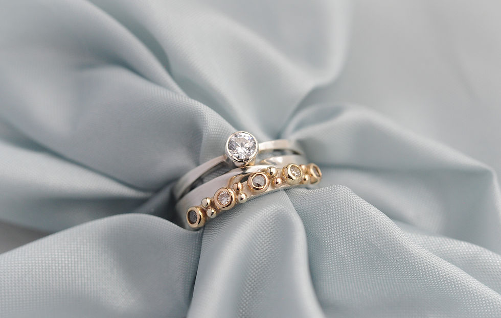 Thumbnail: Pebble Ridge Diamond Ring