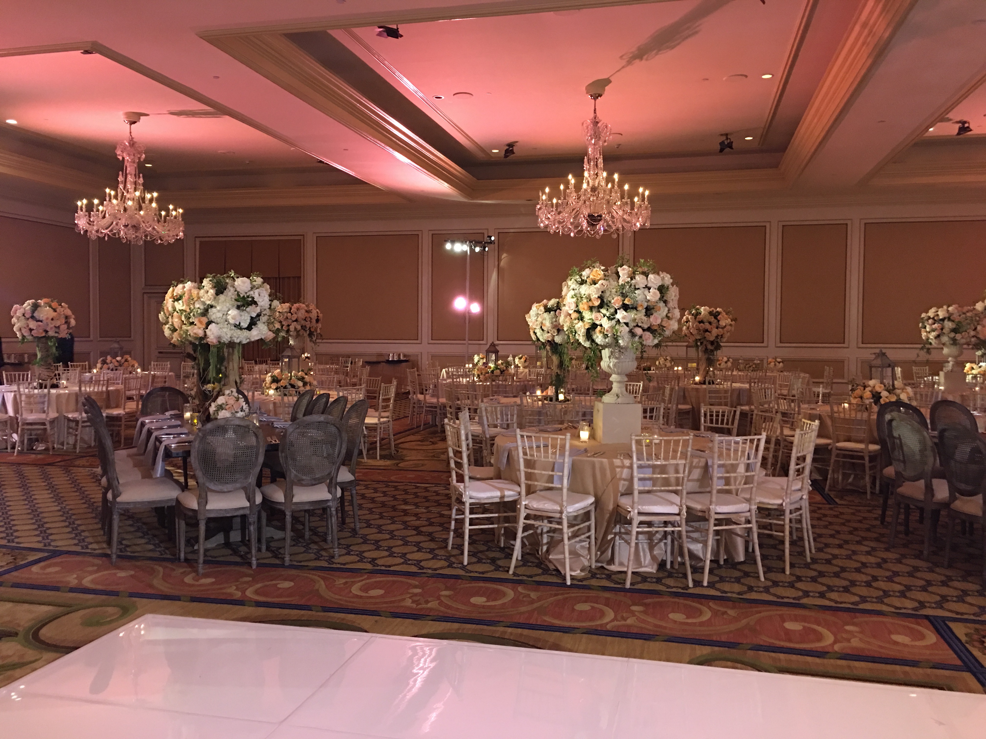 Hollywood Event Rentals Wedding Planner