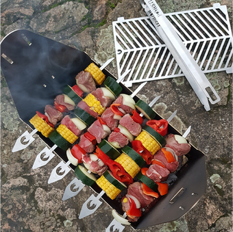 Grillen mit Spießen