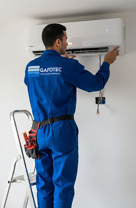 Technicien Climatisation Murale GAFOTEC_edited_edited.jpg