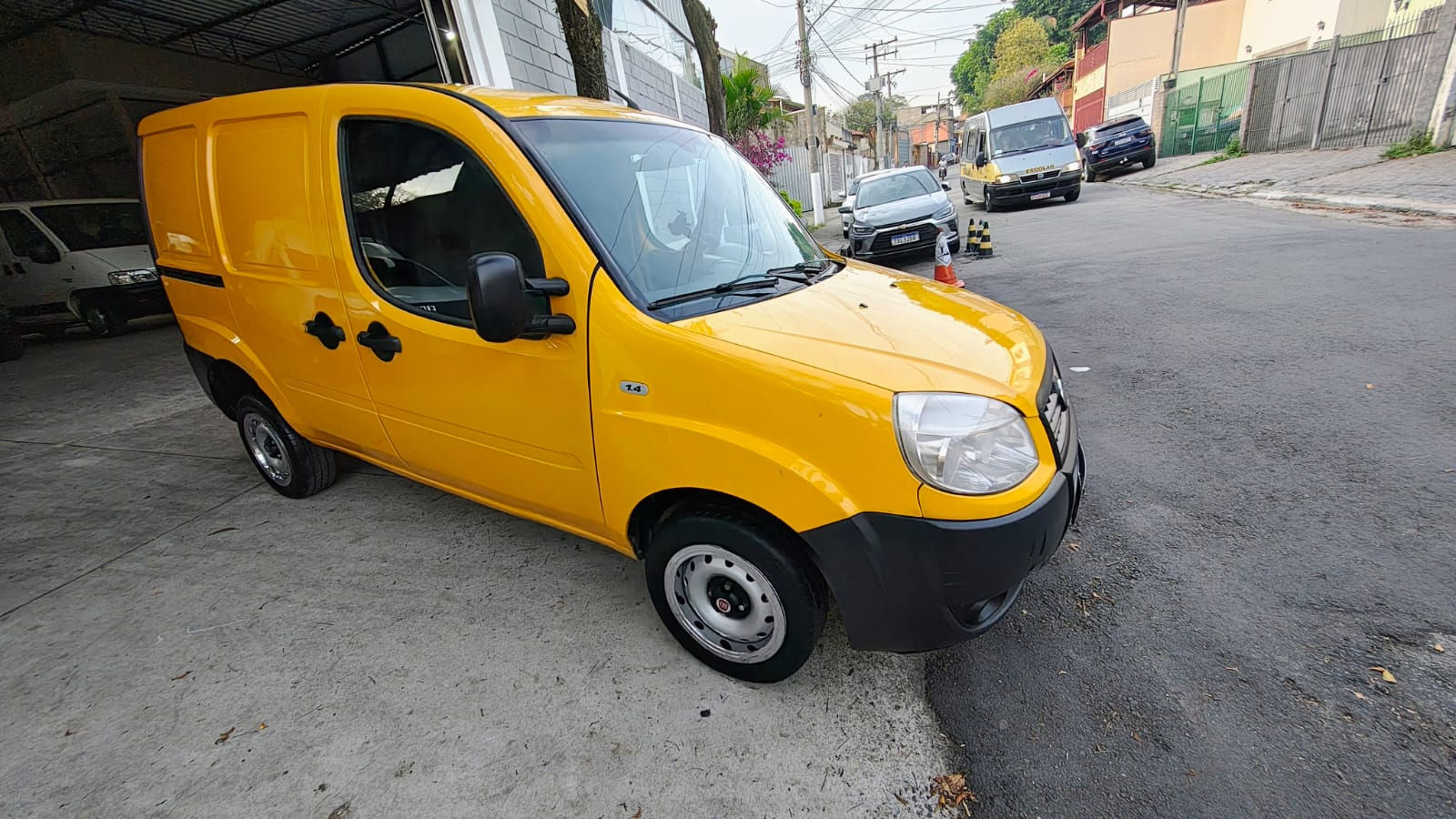 DOBLO CARGO ANO 2013 REFRIGERADA COM AR CONDICIONADO