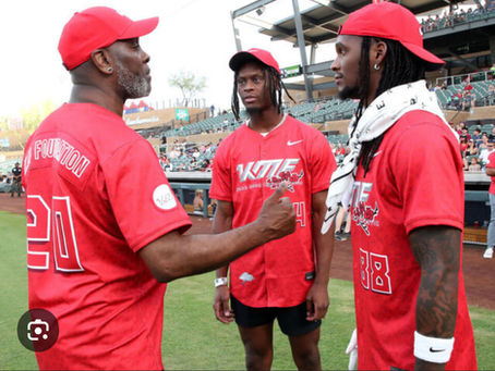 Ceedee Lamb on Pickens