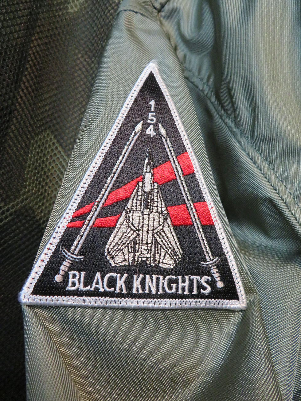 サムネイル： CWU-36P HOUSTON / VF-154 BLACK KNIGHTS, CV-63 【H007】sizeXS~XXL