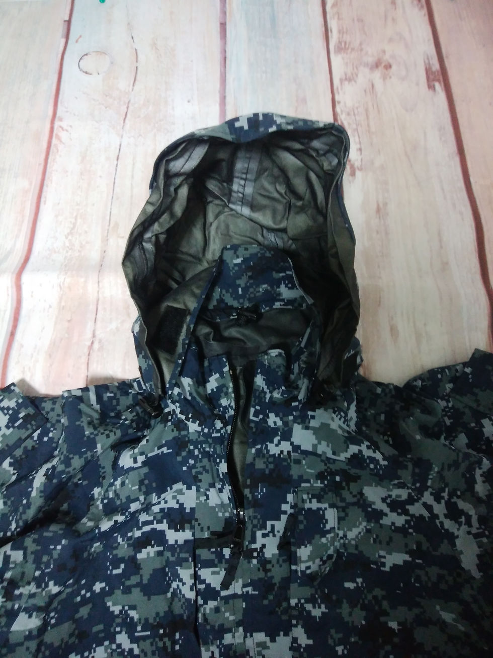 サムネイル： U.S.NAVY NWU TYPEⅠ ゴアテックスパーカー M-L 2008年 USED【NP093】