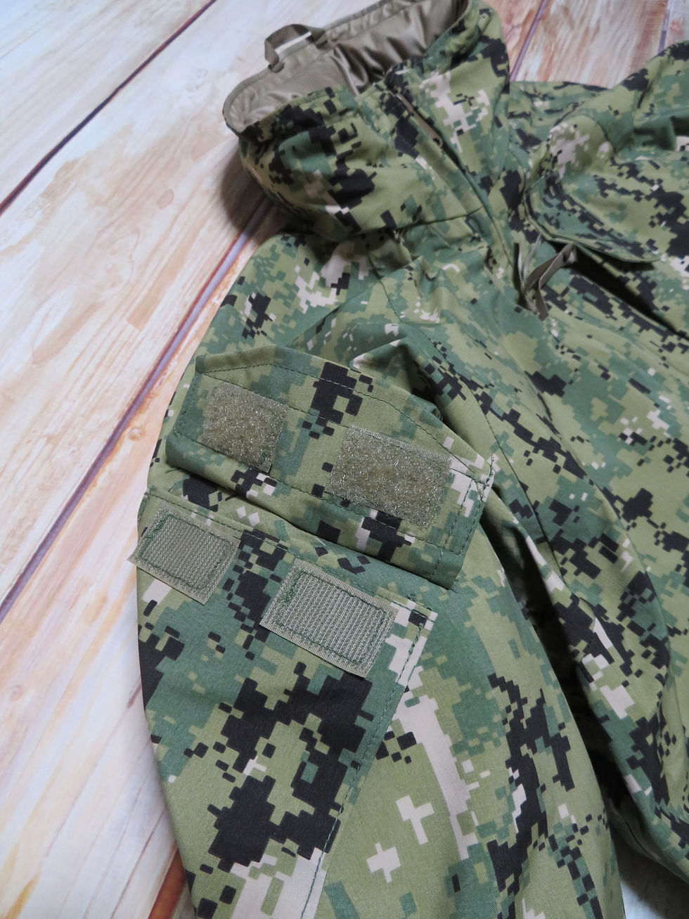 サムネイル： U.S.NAVY NWU TYPEⅢ ゴアテックスパーカー S-XXS 2017年 USED【NP053】