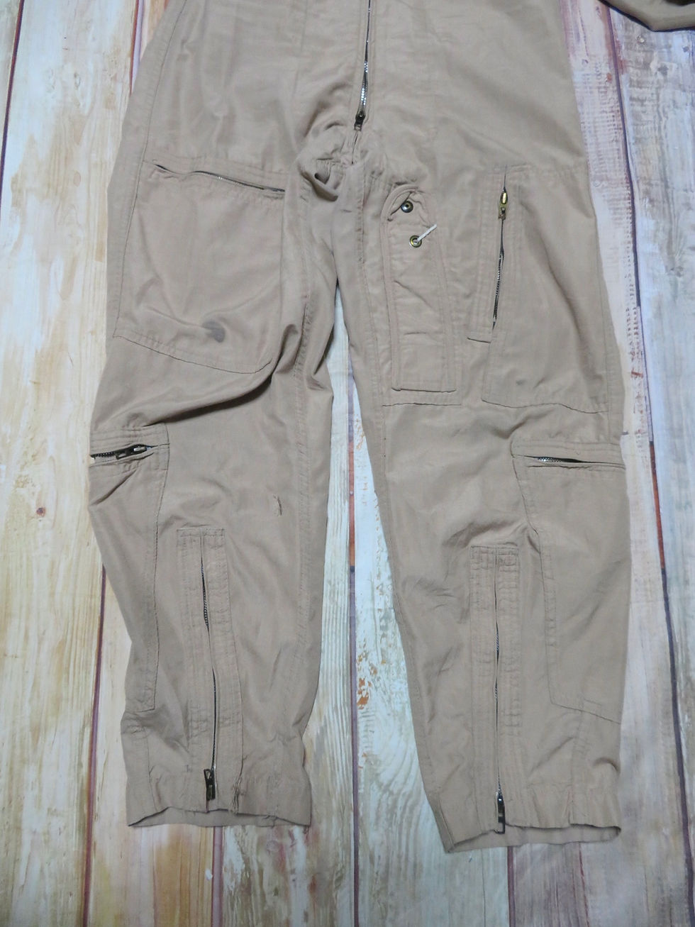 サムネイル： CWU-27Pフライトカバーオール TAN size36R  1999年 USED【27P028】