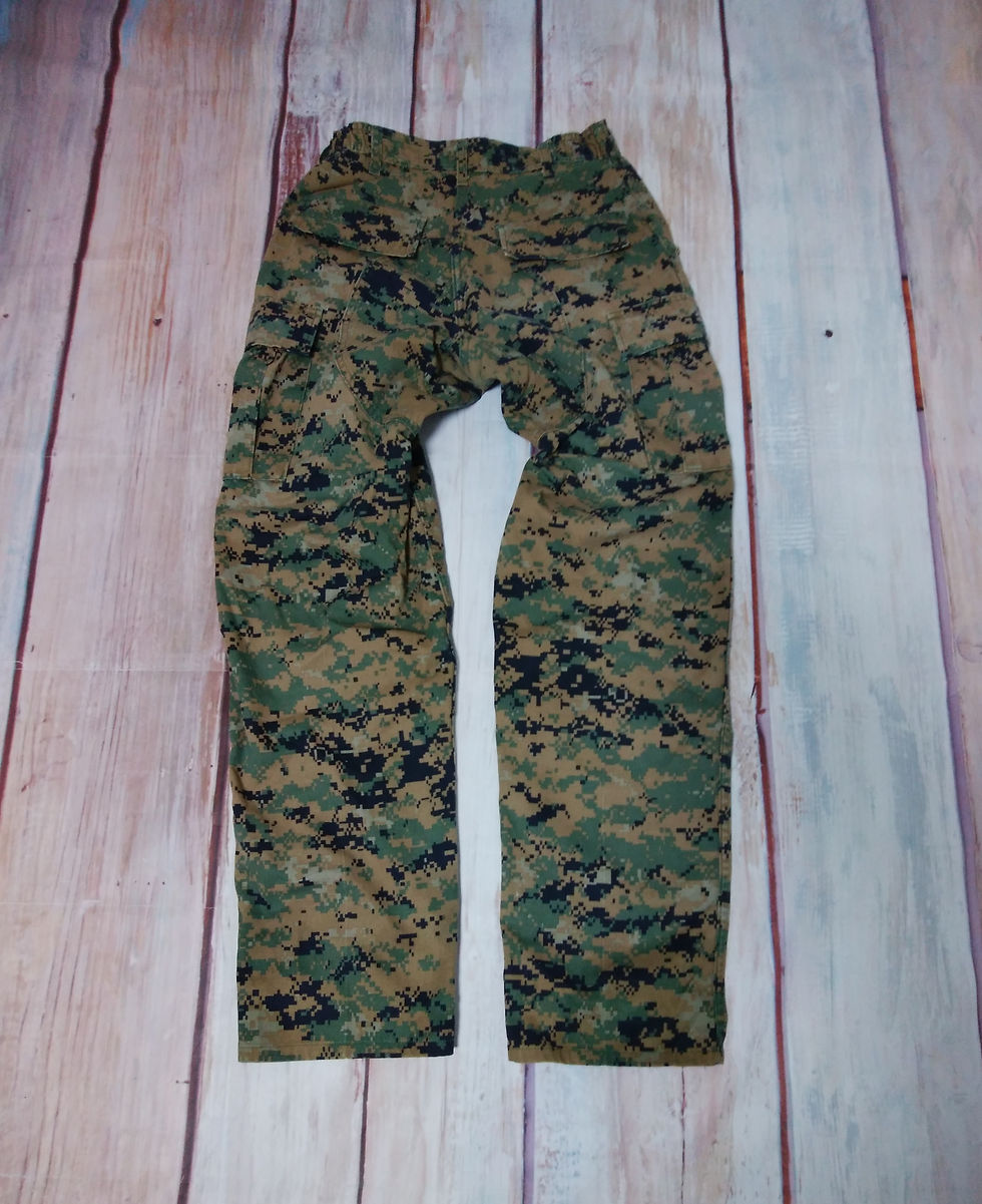 サムネイル： MARPAT WOODLAND パンツ S-R  2018年 USED【MWT059】
