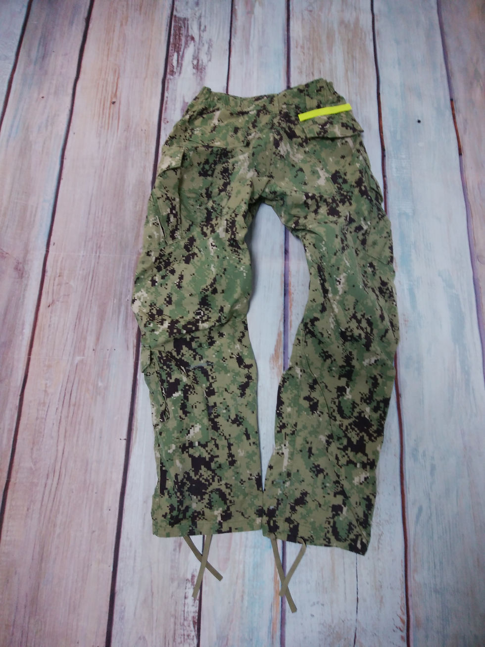 サムネイル： NWU TYPE Ⅲ パンツ M-L  2014年 USED【NⅢT126】