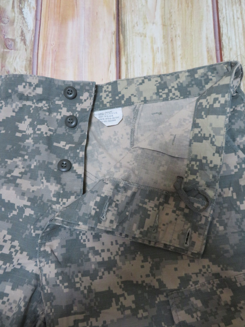 サムネイル： ACU FRパンツ L-R 2009年 USED【AT083】