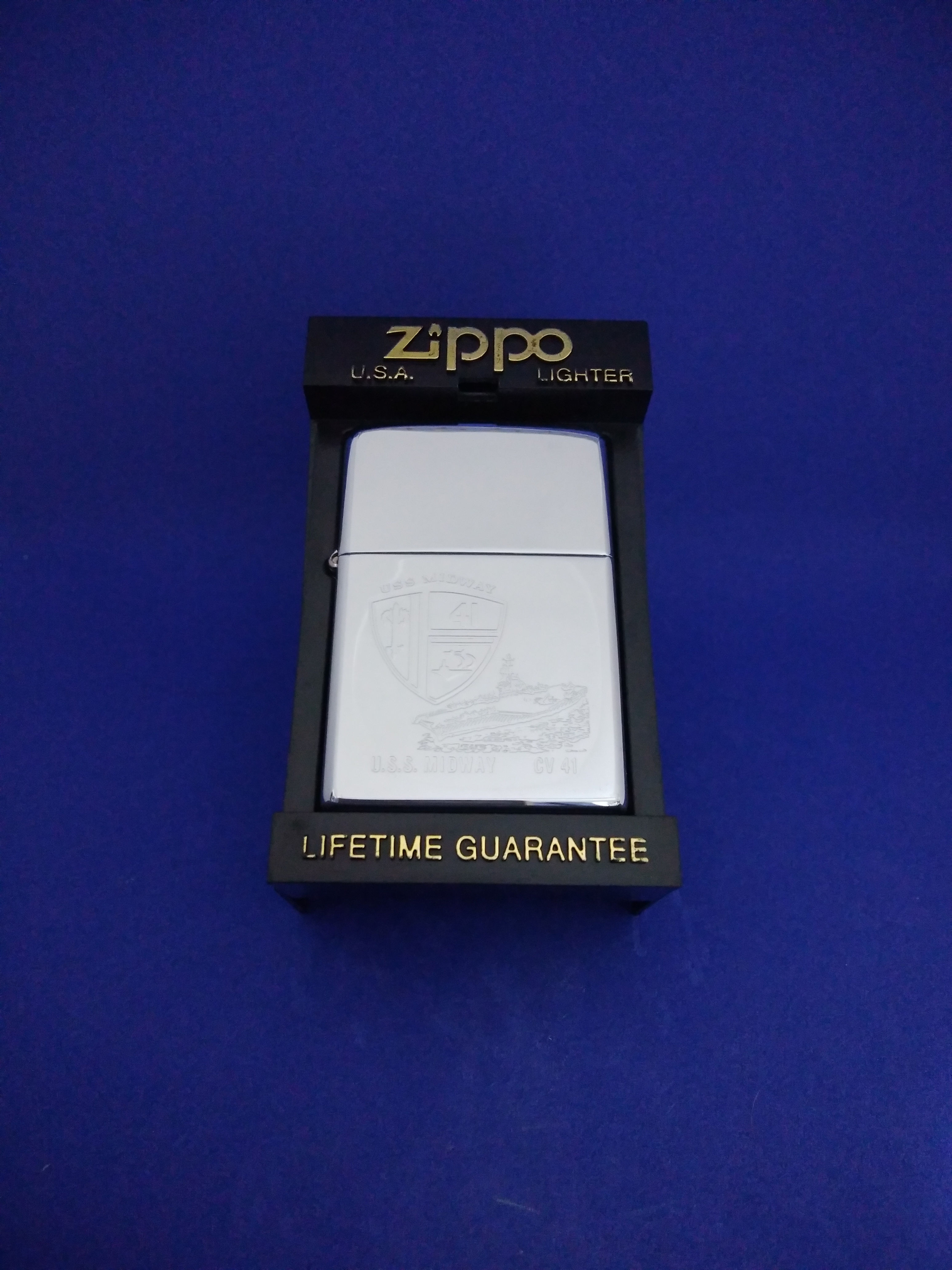 U.S.NAVY  ZIPPO  CV-41  U.S.S.  MIDWAY  2002年   未使用 【Z129】