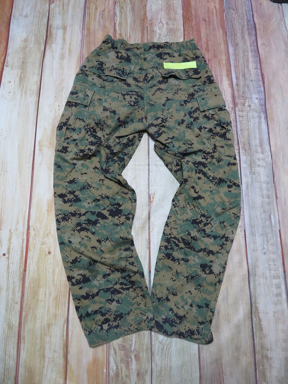 サムネイル： MARPAT WOODLAND パンツ S-R 2004年 USED【MWT035】