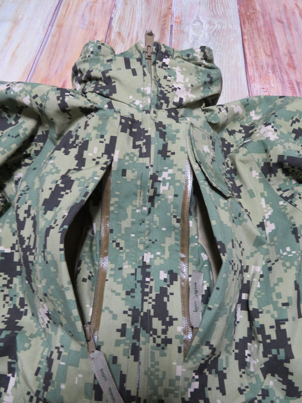 サムネイル： U.S.NAVY NWU TYPEⅢ ゴアテックスパーカー S-S 2010年 USED【NP056】