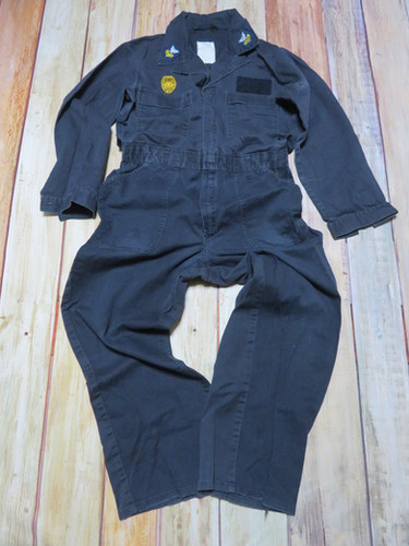 米軍 COVERALL UTILITY カバーオール つなぎ　４０R　タグ付き US COVERALL UTILITY OD カバーオール つなぎ 米軍放出品の商品