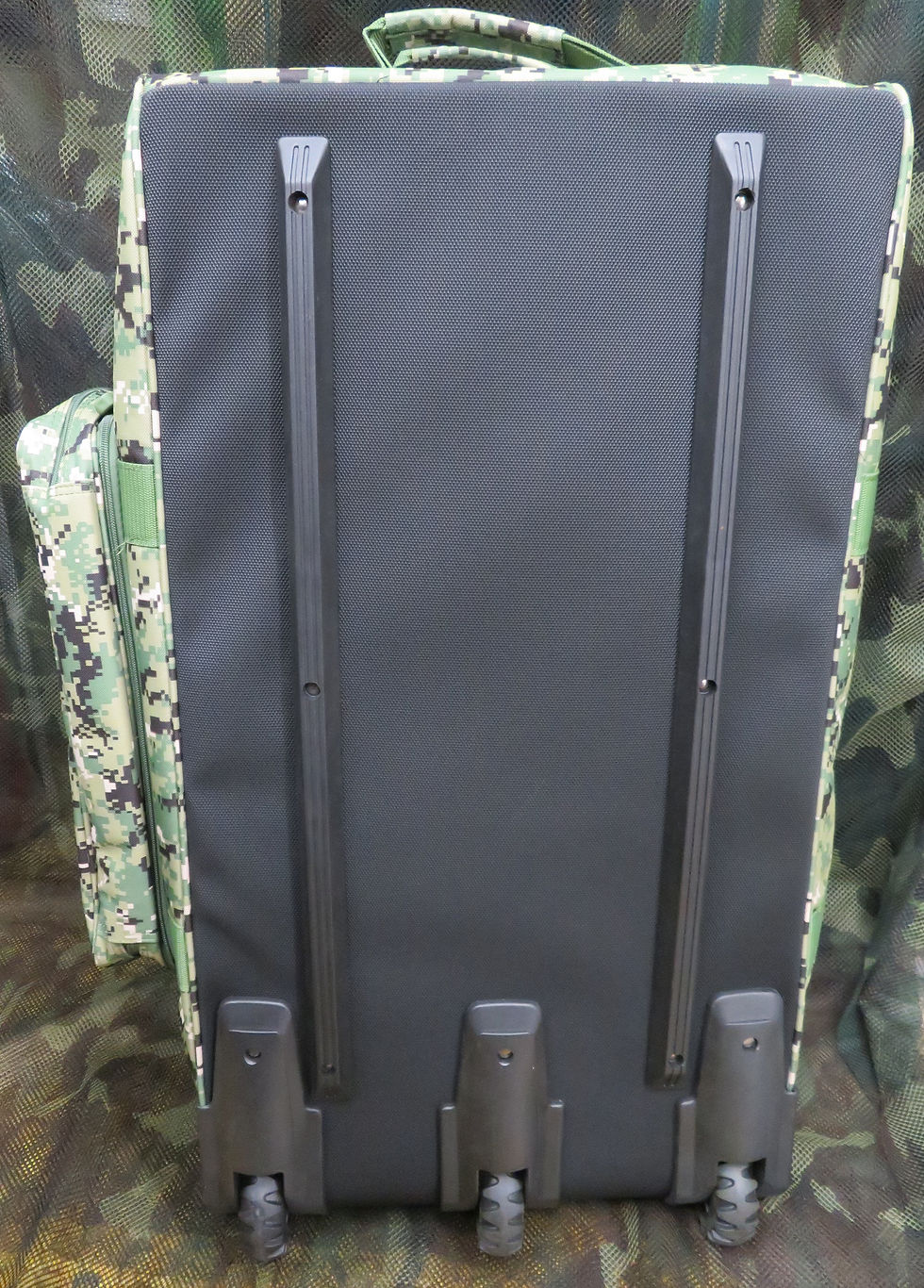 サムネイル： U.S.NAVY NWU TYPEⅢ 特大コンテナバッグ  未使用【B006】