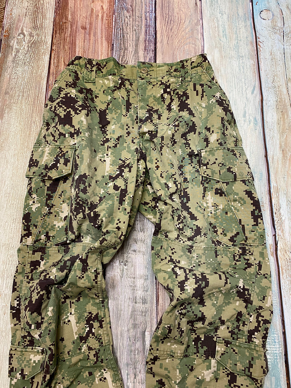 サムネイル： NWU TYPE Ⅲ パンツ M-S 2014年 USED【NⅢT032】