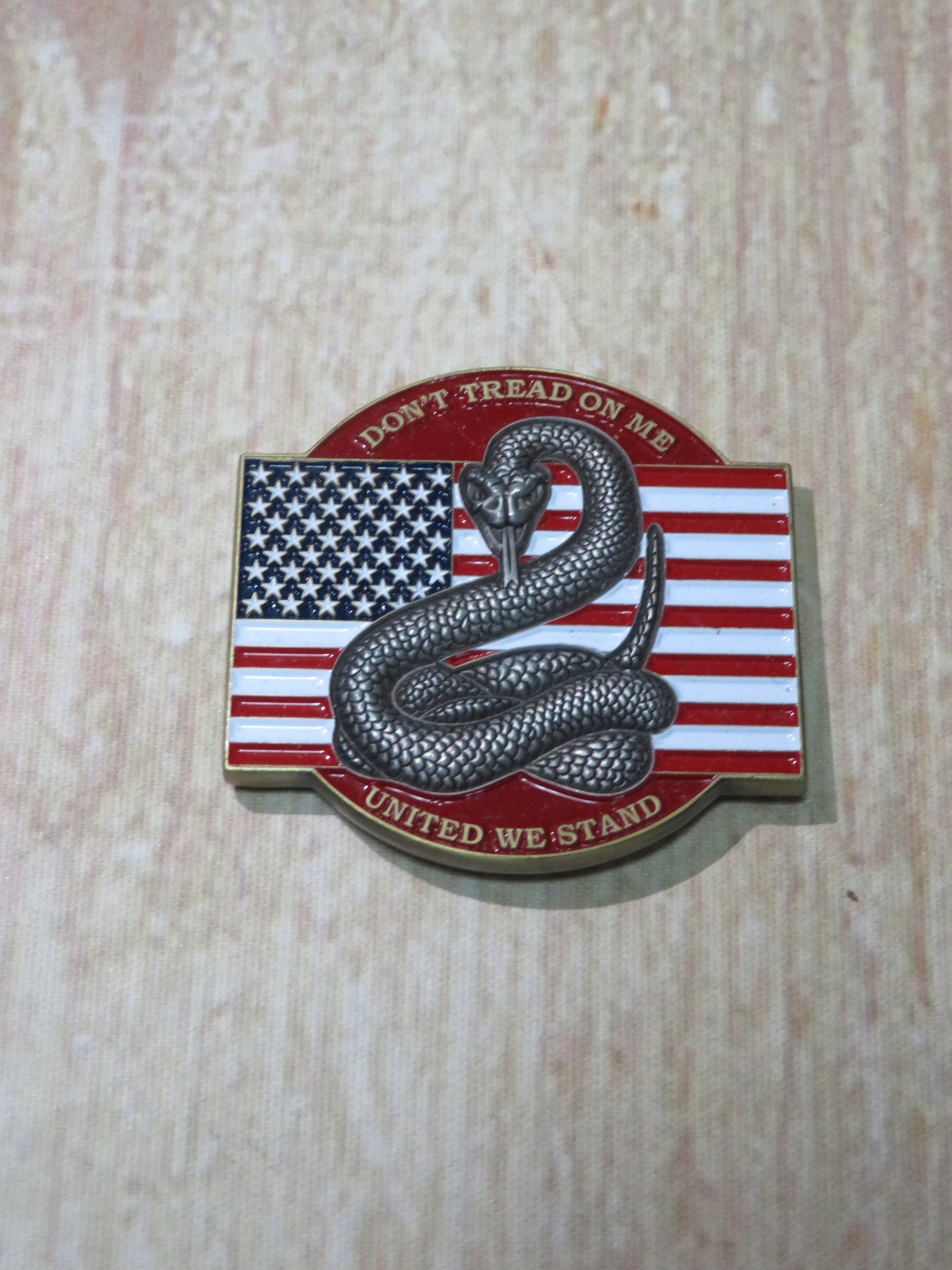 U.S.NAVY “DON’T TREAD ON ME” チャレンジコイン USED【N405】