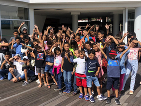 Ação do Serramar Shopping proporciona dia de alegria para crianças atendidas pela Casa Beija-Flor