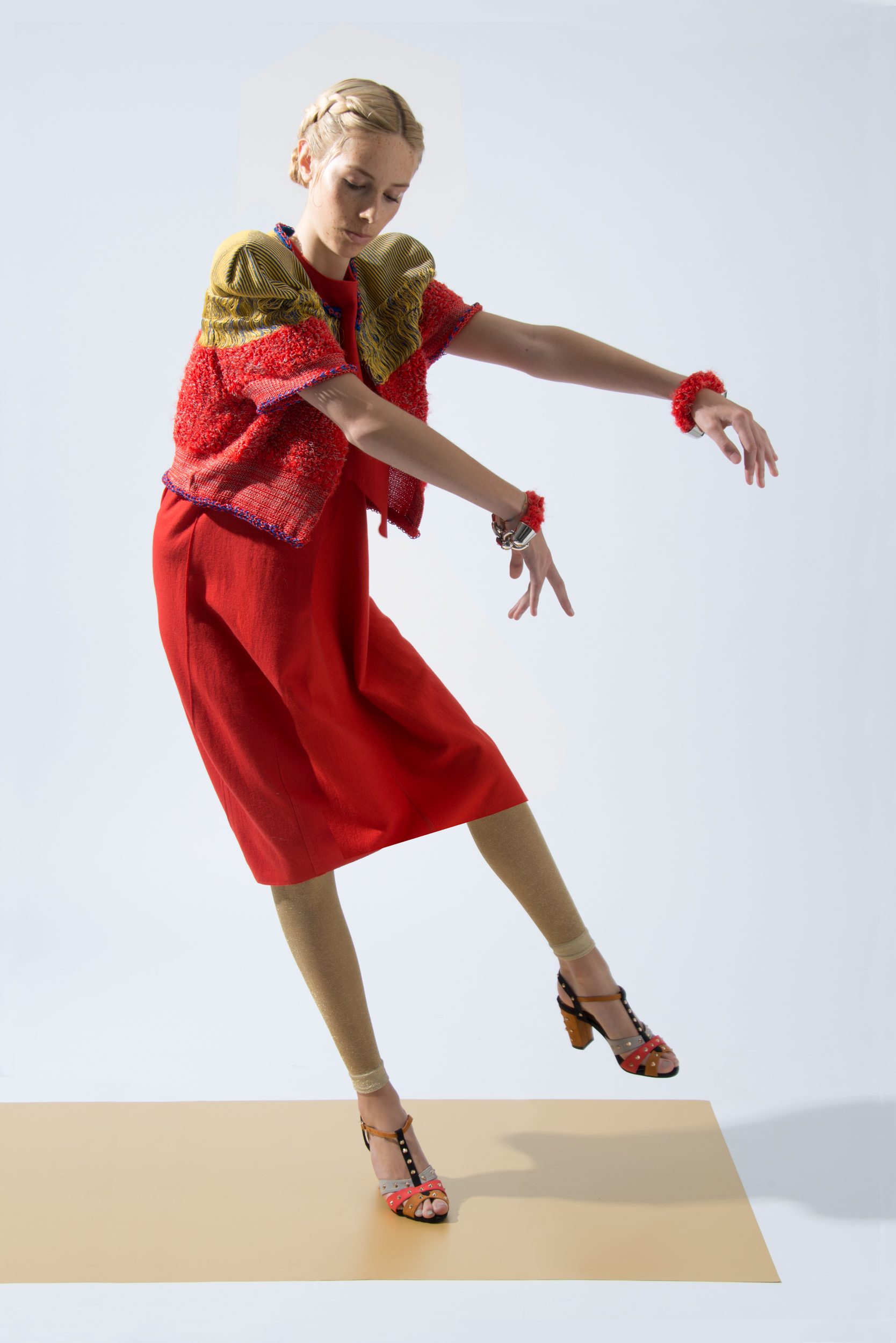 ELLEMENTS MAGAZINE